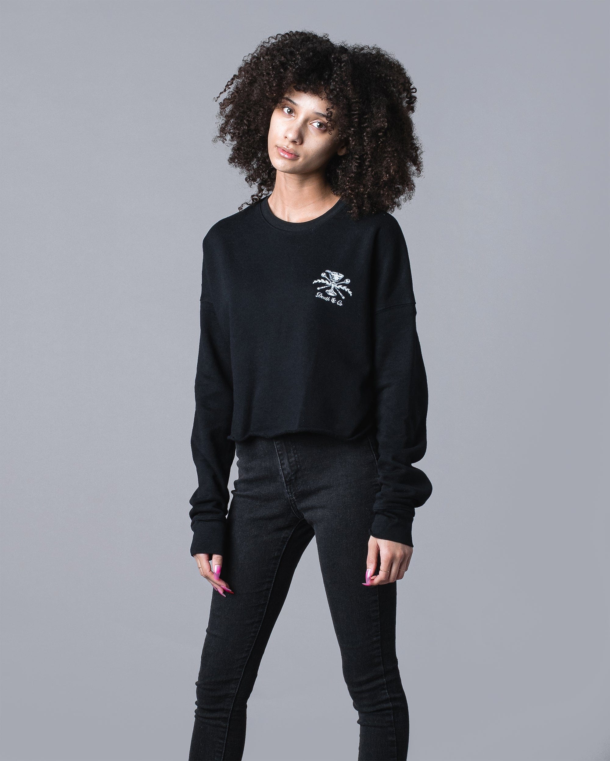 APPAREL Family Crest Women's Cropped Crewneck